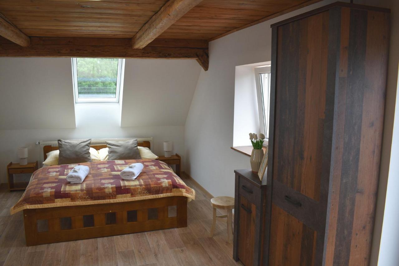 Apartman Ruzak Ruzova ภายนอก รูปภาพ